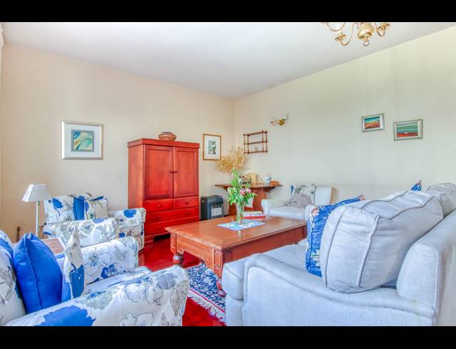 3 BEDROOM TOWNHOUSE SOLD IN BRYANSTON